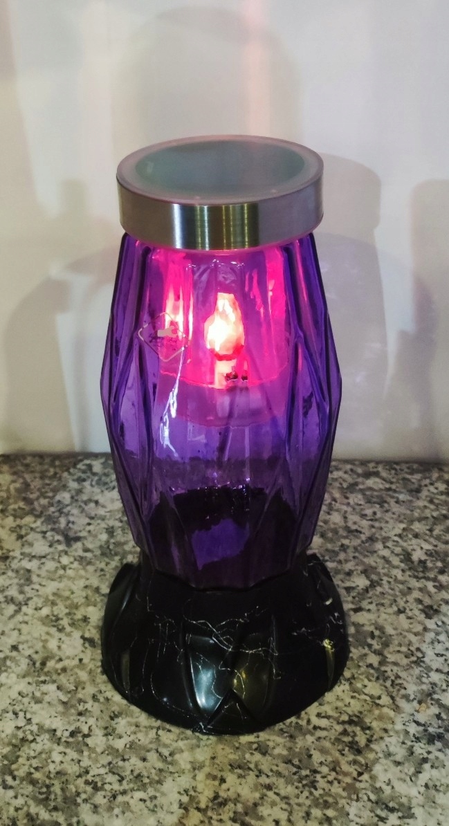 LED žiarovka-ann Crange Crystal Solar viac ako 75 hodín