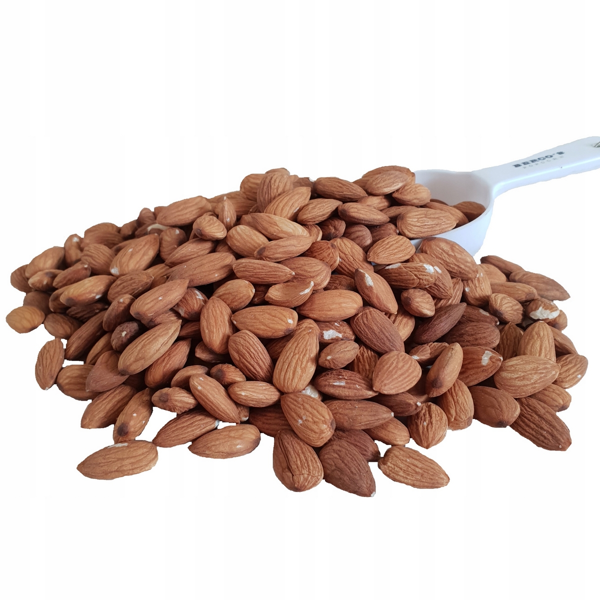 Orechy - Kalifornské mandle. Celé veľké 500g prirodzené
