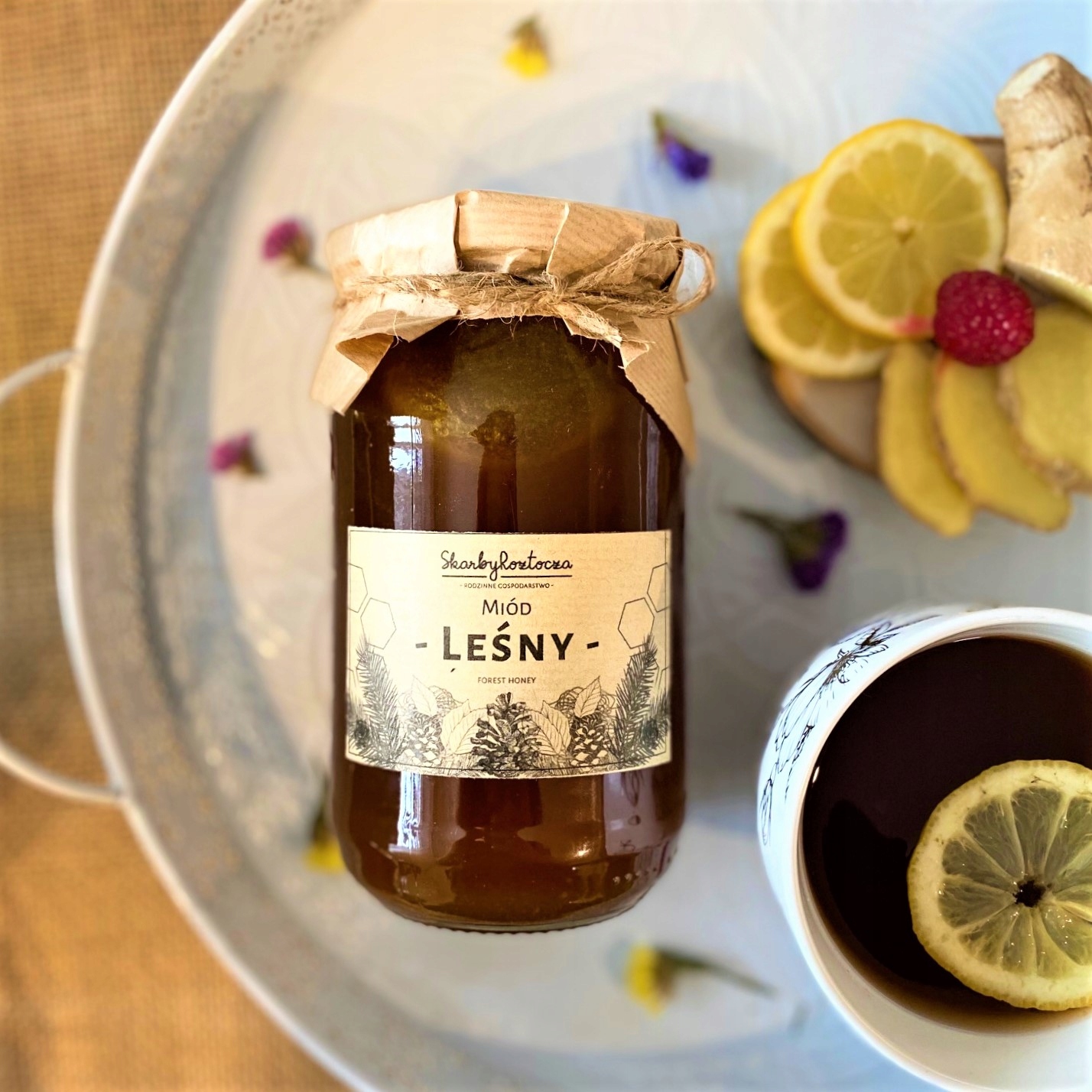 Lesný med 1100 g - včelín Skarby Roztocze