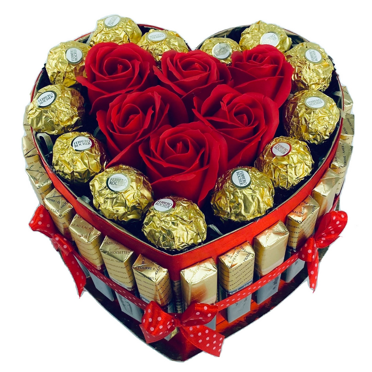 Tortu s Merci Chocolates a mydlovým ružovým darčekom