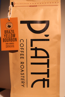 Zrnková káva -  Brazília Žltá bourbon-pečená káva na mieste 1kg.