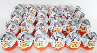 Ferrero Kinder Joy Series Jurassic World 24 ks