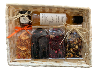 Darčekový kôš, čaj a prirodzený sirup, darček