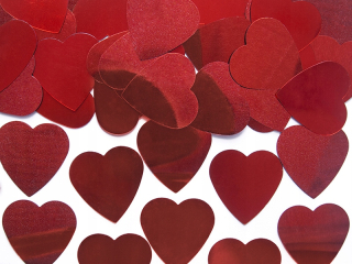 Darček na Valentína - Konfety srdiečko červený Valentín 25 mm