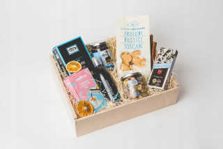 Košík morský ovocný šalát & toskánske maslo cookies