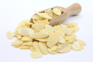 Orechy - ALMOND PEAL 1KG Vianočné doplnky