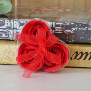 Darček na Valentína - Kvetina, mydlo ruža a 18 cm