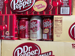 Dr Pepper mieša nápoje priamo z USA 355 ml x 12
