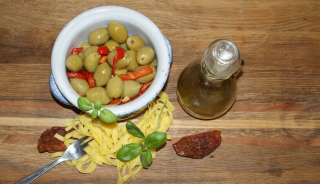 Zelené bio bio olivy s paprikou (pevné) 300g