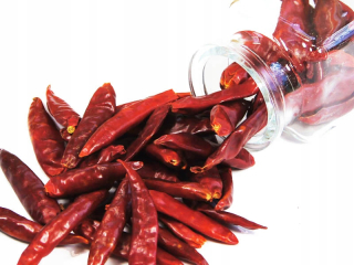 Chill Pepper Celé dlhé papriky 1 kg B. Ostra