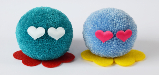 Darček na Valentína - Pompom Lovers Dekorácia Valentínske srdce 5 cm