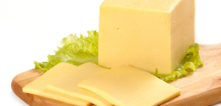 Žltý syr lahodný OK. 500g