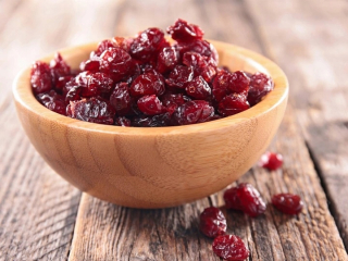 Sušené brusnice bez konzervačných látok vynikajúce 1 kg!