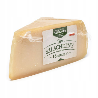 NOBLE TRÓJKĄT syr 0,5 kg, zrejúci> 18 mesiacov