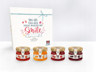 Schwartau Extra 9 Mini Jams 3 Strawberry 2 Apricot
