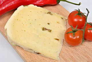 Gouda syr s olivami asi 300 g