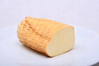 Údený kozí syr asi 200g