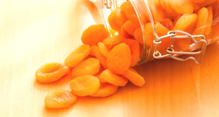 Sušené ovocie - Polovica sušených marhúľ bez semien bio 1 kg