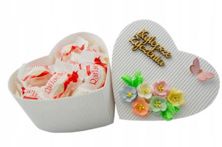 Sada sladkostí srdce Raffaello 150g darček