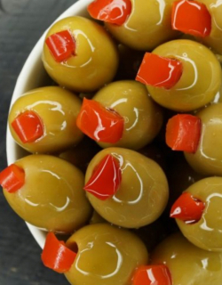 Zelené grécke olivy plnené paprikami 500g