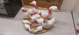 Veľkonočná dekorácia - Veľkonočná figurína 23 cm