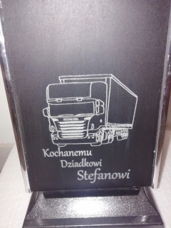 Sviečka s gravírovaním tir s čiernou rýchlosťou